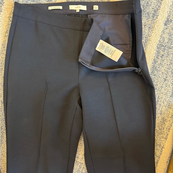 Vince Navy Blue Pin Tuck Flare Sz 8 NWOT - Picture 7 of 7